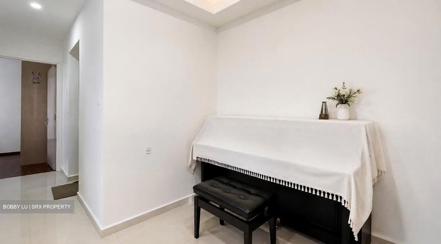 Sea Esta (D18), Condominium #609925211